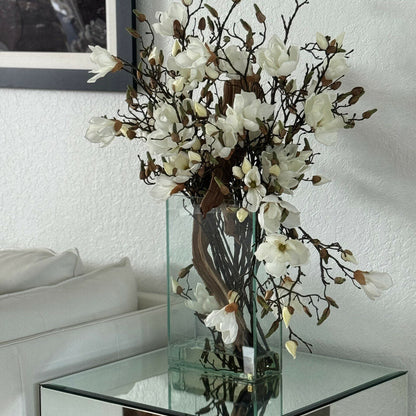 White Magnolias in 16″ Tall Casa Moderna