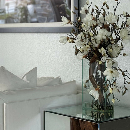 White Magnolias in 16″ Tall Casa Moderna