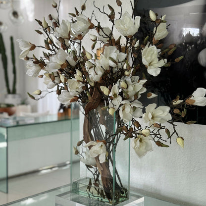 White Magnolias in 16″ Tall Casa Moderna