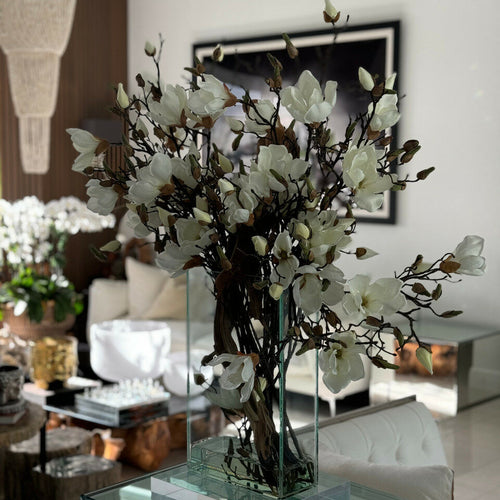 White Magnolias in 16″ Tall Casa Moderna