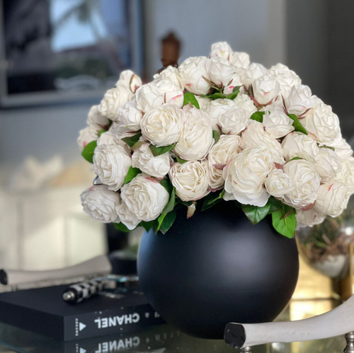 English Roses in Matte Black Fishbowl Vase